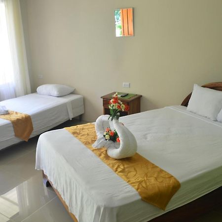 Manuel Antonio Hostel Resort מראה חיצוני תמונה