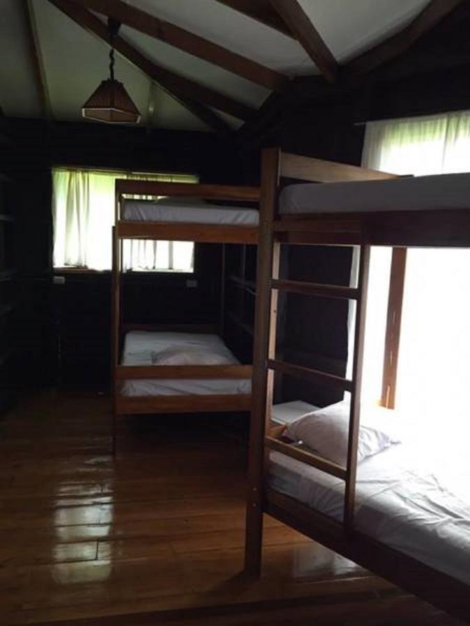 Manuel Antonio Hostel Resort מראה חיצוני תמונה