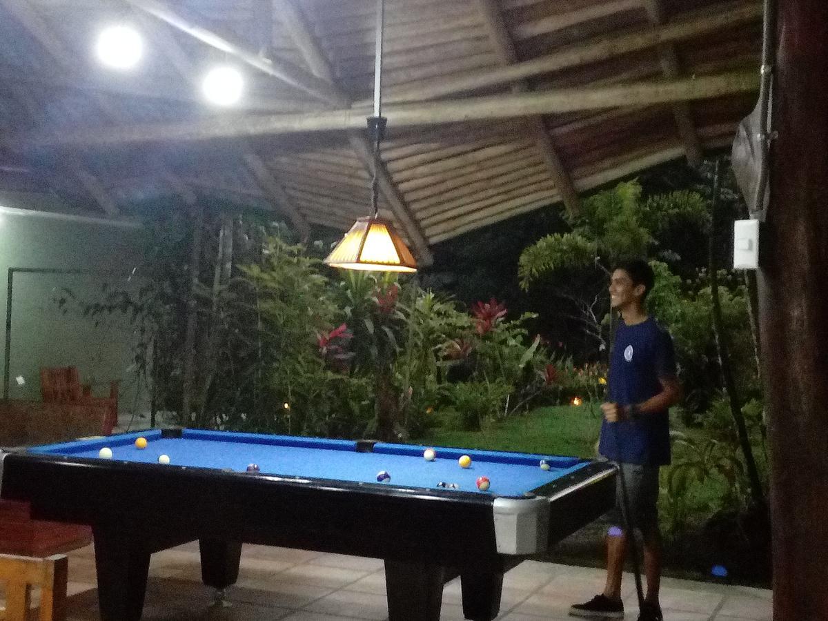 Manuel Antonio Hostel Resort מראה חיצוני תמונה